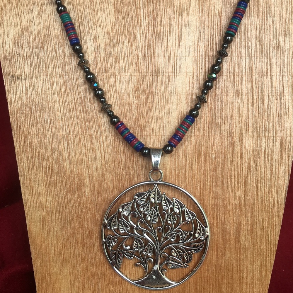Colorful, long tree of life necklace - Picture 1 of 8